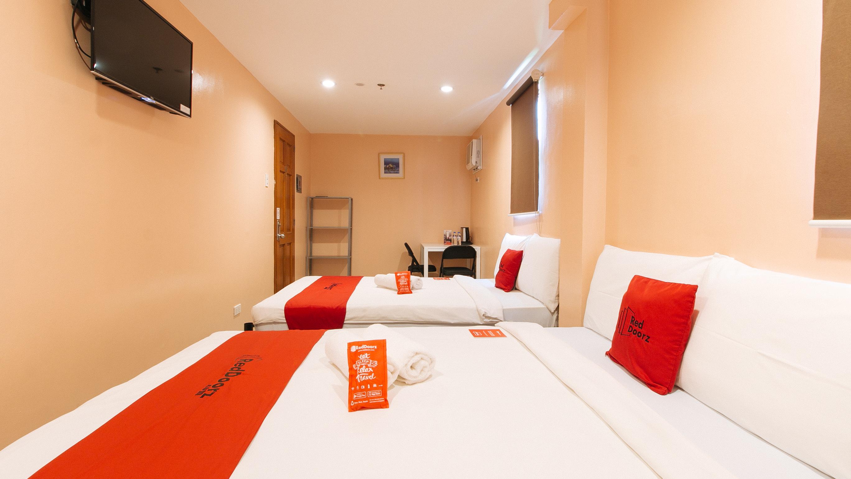 Reddoorz At Hotel Rosemarie Pasay Exterior foto