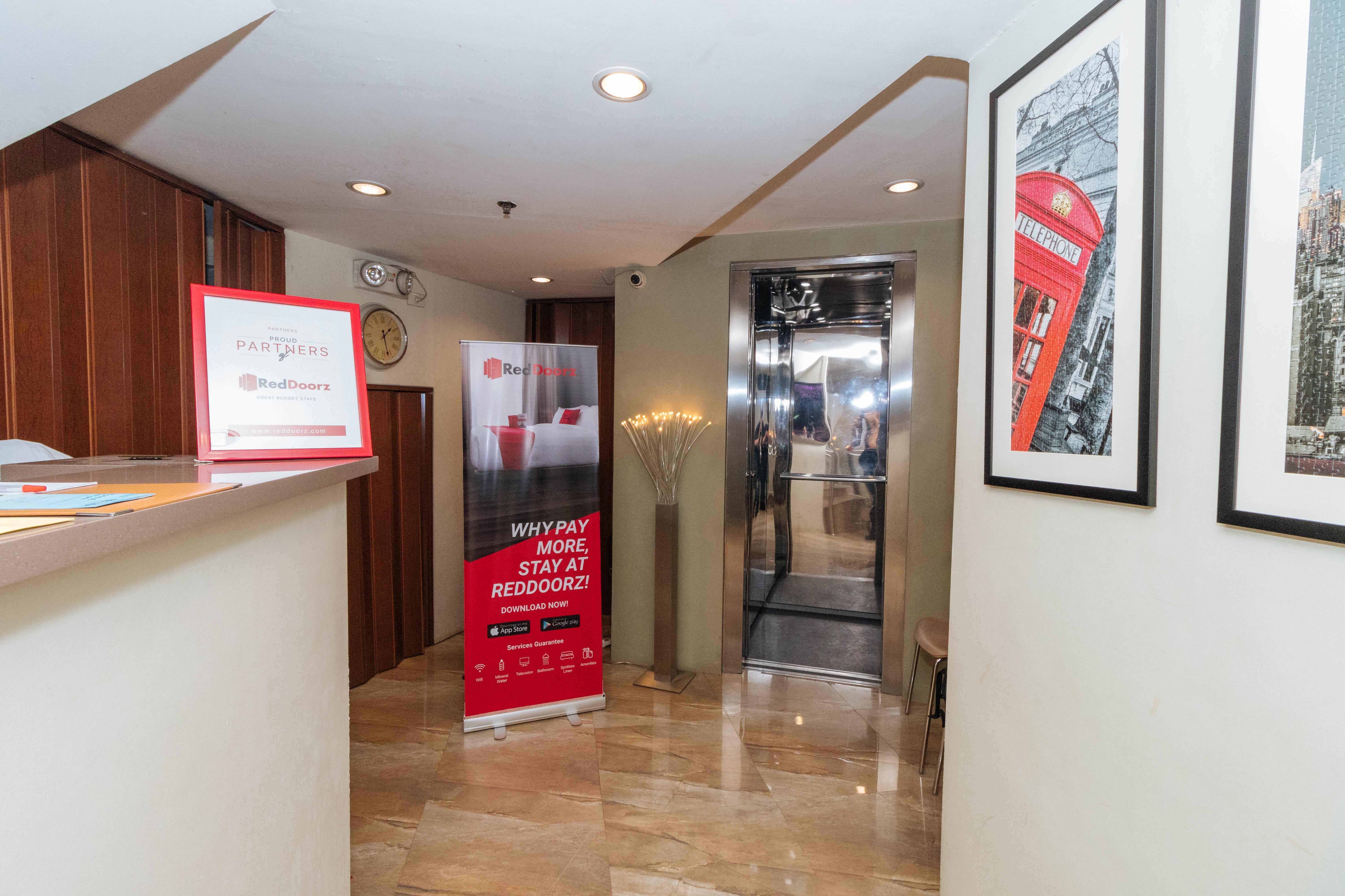 Reddoorz At Hotel Rosemarie Pasay Exterior foto